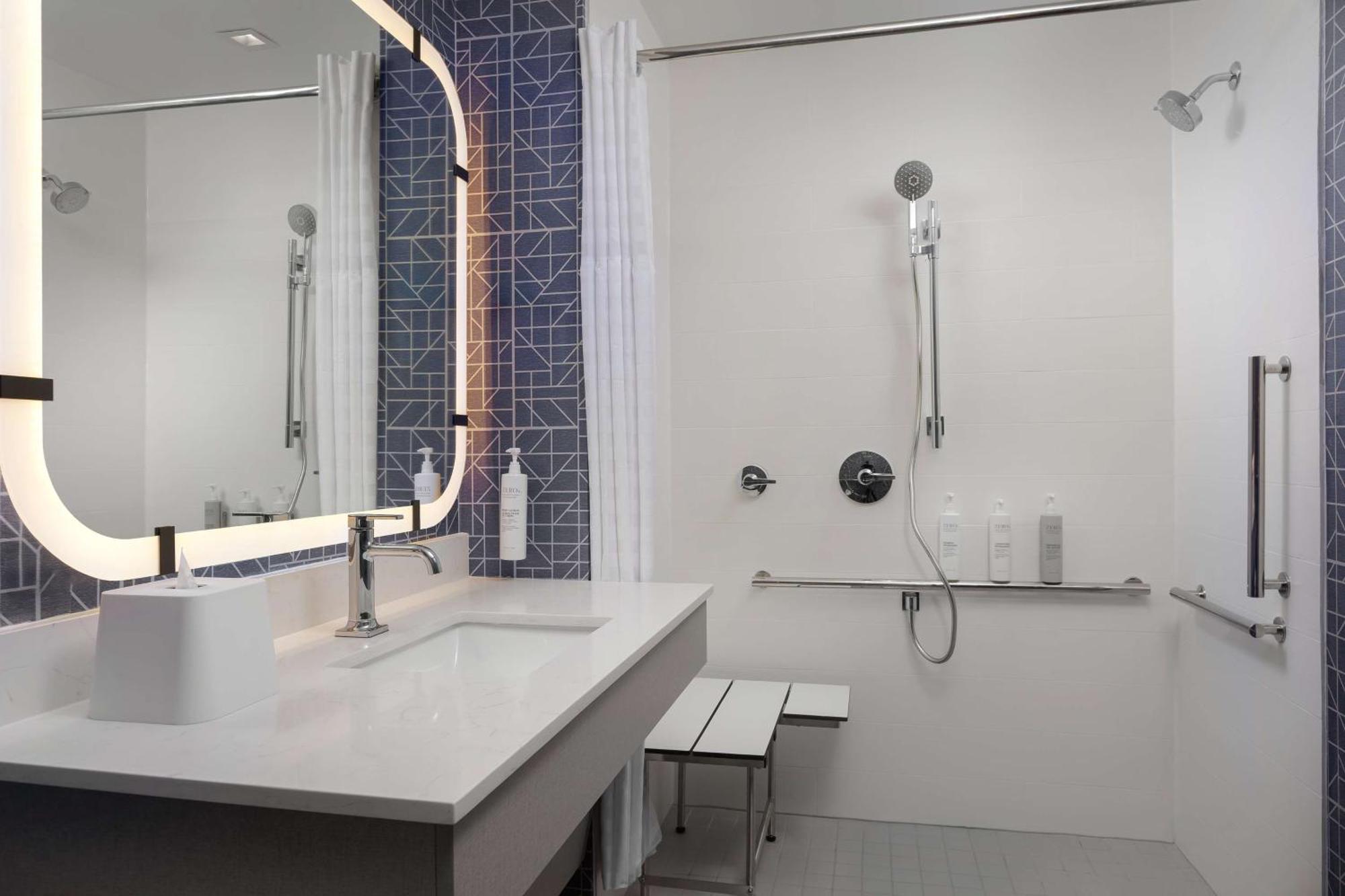 Homewood Suites By Hilton Newport Cincinnati Εξωτερικό φωτογραφία